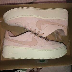 NWOT Nike Women's Blush Pink Sneakers